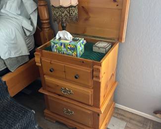 These are the end tables for the bedroom furniture