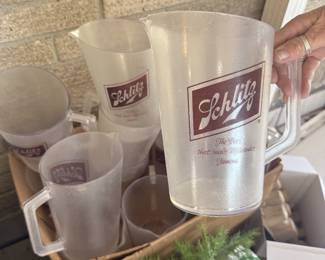 Schlitz pitchers