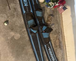 Kidder water skis