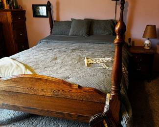 Queen size adjustable bed-VERY COMFORTABLE!