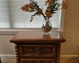 (2) nightstands (only one pictured)