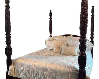 Gorgeous four poster bed