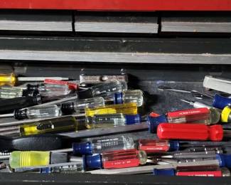 Screwdrivers Lot