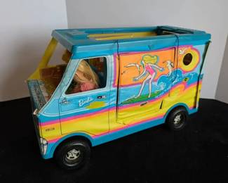 Vtg 1970s Barbie Beach BusSurfer Camper with Two 1960s Barbies