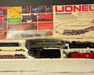 Lionel Cannonball Electric Train Set