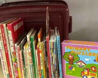 Tote of Childrens Books