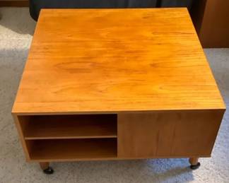 012 Square Solid Teak Coffee Table
