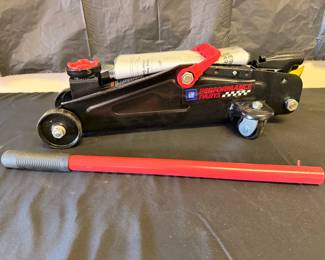 GM Two Ton Hydraulic Jack