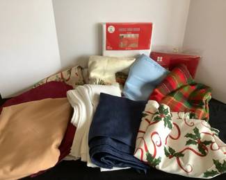 Holiday Everyday Table Cloths