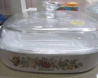 Spice of life Corning ware with lid