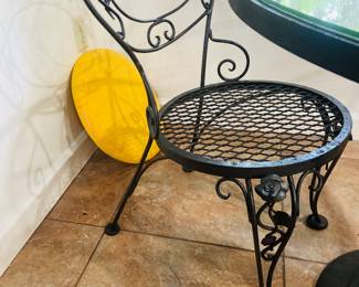 Russell Woodard Chantilly Rose table set