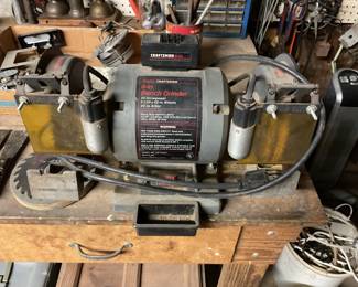 Craftsman 6 in Bench Grinder