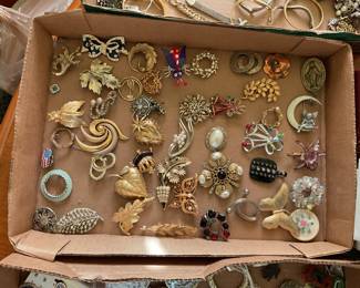 Vintage brooches