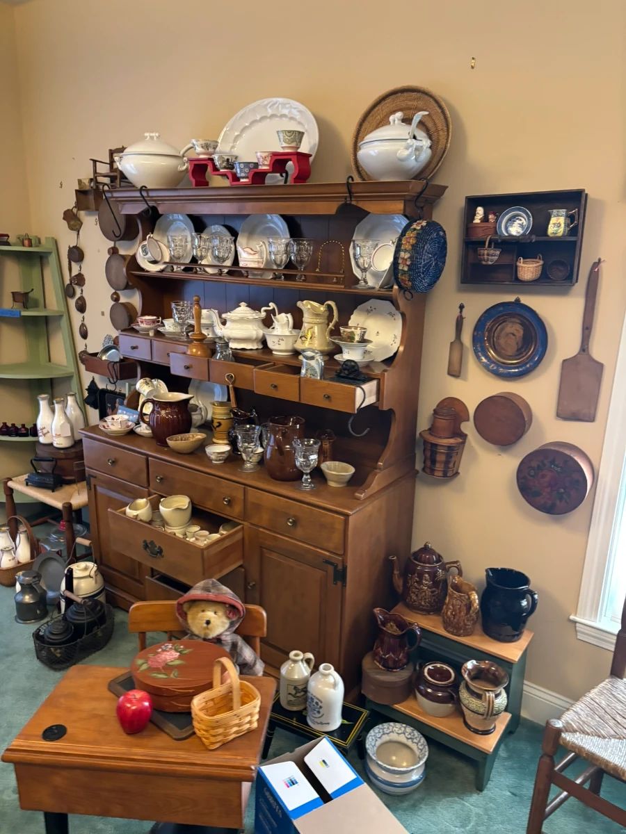 Primitives, Baskets, Stoneware, Vintage Teacups