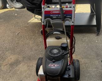 Pressure Washer, Like New Condition