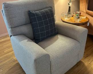 Bob’s Furniture-  Modern Farmhouse Power Recliner With Power Headrest. In new condition . Used less than two weeks 
