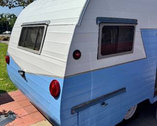 1951 Shasta was professional ly restored, including all new wiring and new Hitch. GRACIE, is a rare Shasta and only 12ft. plus Hitch. Freshly painted exterior. She weights approx. 1200 lbs and can be pulled by an SUV