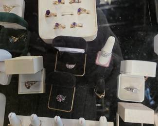 Assorted Gold jewelry 