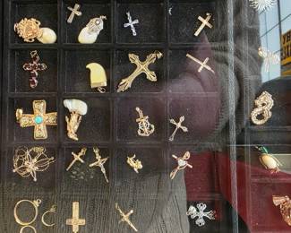 Assorted Gold jewelry 