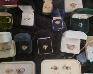 Assorted Gold jewelry 