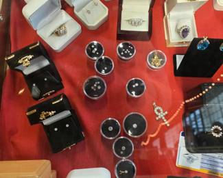 Assorted Gold jewelry and loose Diamonds 