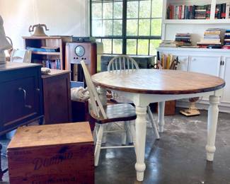 FARMHOUSE TABLE & CHAIRS