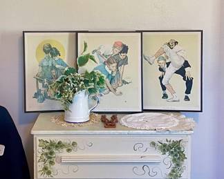 PAINTED CHEST OF DRAWERS