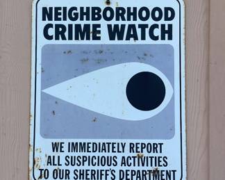 NEIGHBORHOOD CRIME WATCH SIGN