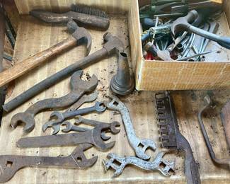 ANTIQUE TOOLS