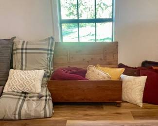 CEDAR CHEST, DECORATIVE PILLOWS