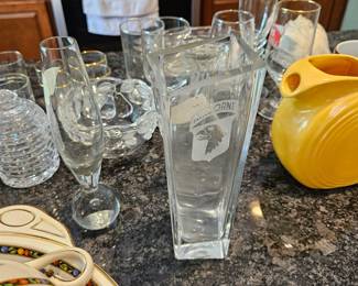 Airborne glass vase