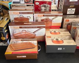 Kitchen items, cookware, and serving pieces