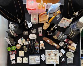 14k Earring Sets, 1977 Kenner Star Wars Darth Vader Figure, Mark Twain Steamboat Diecast Sharpener, (A) Sterling Pandora-Style Charm Bracelet   