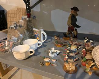 Misc Figurines and Decor 