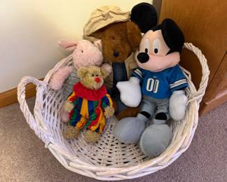 Stuffed Animals, Basket