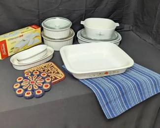CT474Vintage Corning Ware Bake n Serve
