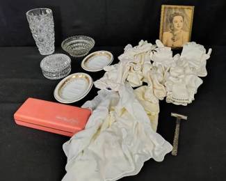 CT428Womens Vintage Vanity