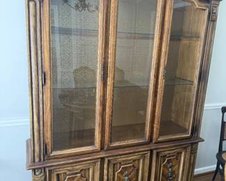 Beautiful 70s Chaina Cabinet with glass shelves. Perfect condition!