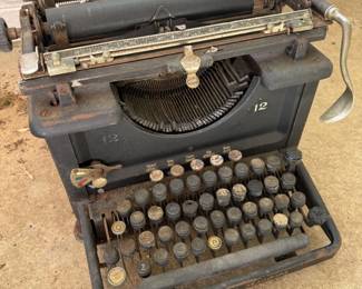 Antique typewriter.