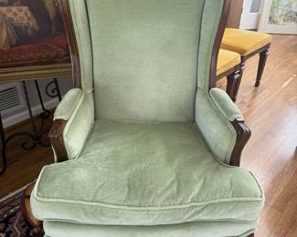Comfy arm chair. Priced to sell!