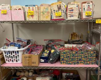 Yarn & sewing patterns 