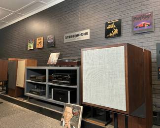 Frazier Concerto - completely restored, new caps, grills, binding posts