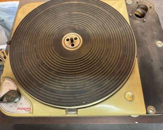 Thorens TD-124: No tonearm, needs complete restoration