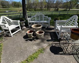 Classic outdoor lawn furniture.