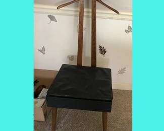 MCM Gentleman's Valet