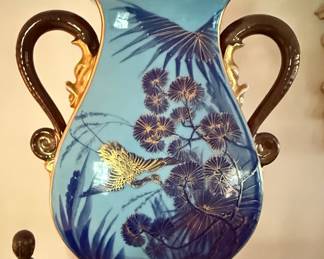 Japanese Style Porcelain Vase
