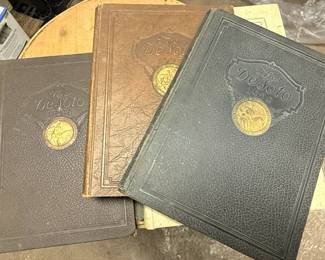 The DeSoto 1924 West Tennessee State Normal Yearbook