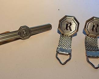 Monogrammed 'R' Tie Clip and Cufflinks Set