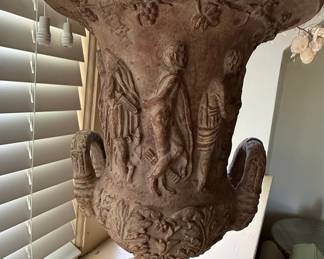 Classical Style Urn Planter