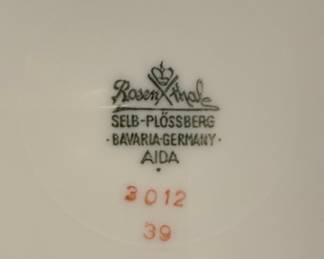 Rosenthal Selb-Plossberg Bavaria Germany Aida Pattern Dinner Plates (Charlene)